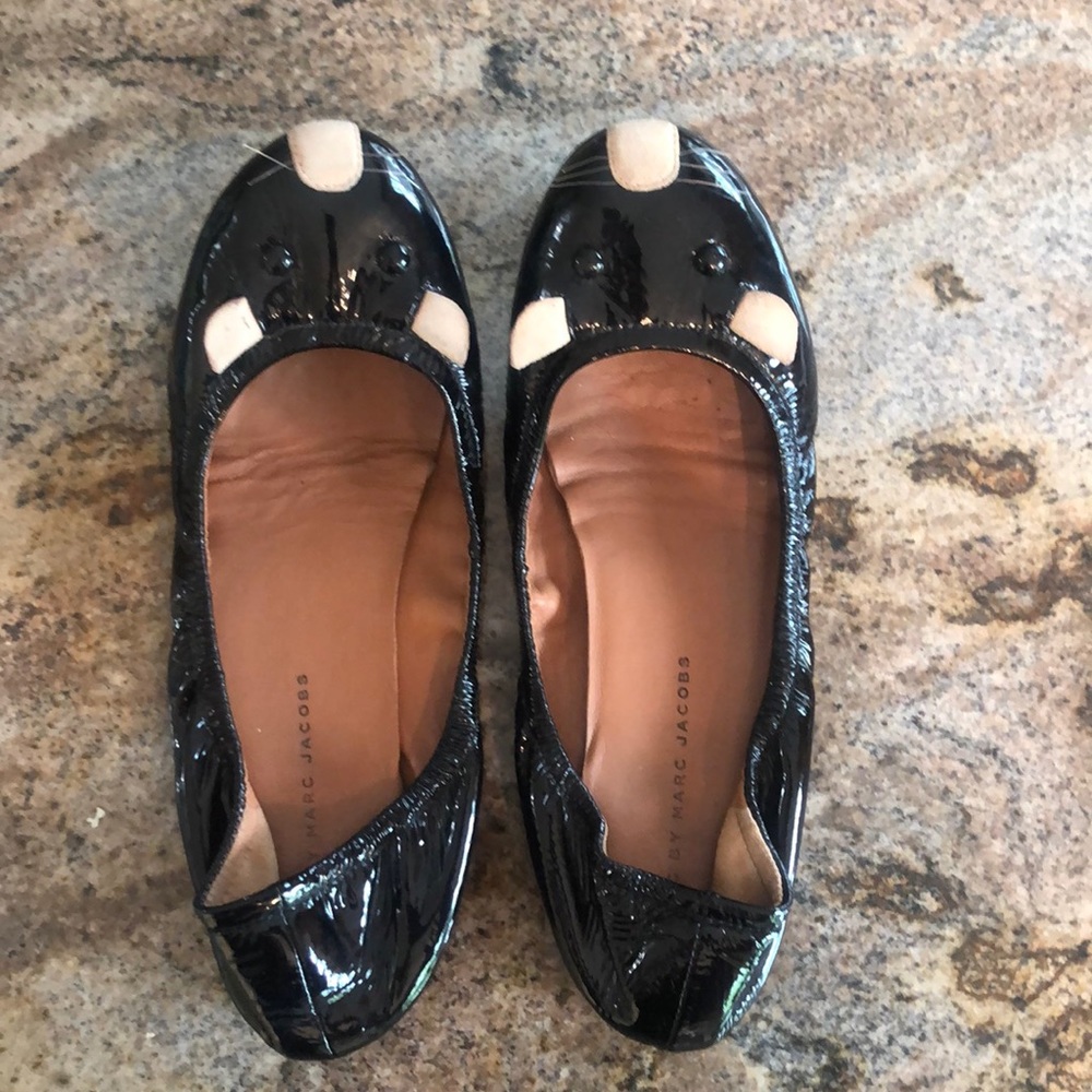 Marc Jacobs patent leather mouse flats